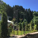 Daire Kleine Milchbar Barrierefrei In Den Bergen Auf Dem Hof Grindelborn *
