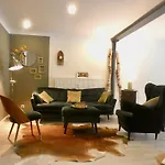 Kleine Milchbar Barrierefrei In Den Bergen Auf Dem Hof Grindelborn *
