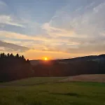 Kleine Milchbar Barrierefrei In Den Bergen Auf Dem Hof Grindelborn *
