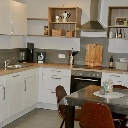 Kleine Milchbar Barrierefrei In Den Bergen Auf Dem Hof Grindelborn *