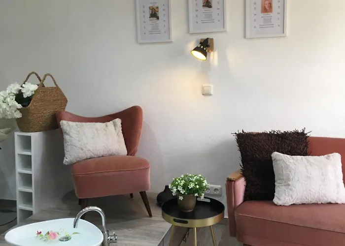 Kleine Milchbar Barrierefrei In Den Bergen Auf Dem Hof Grindelborn *