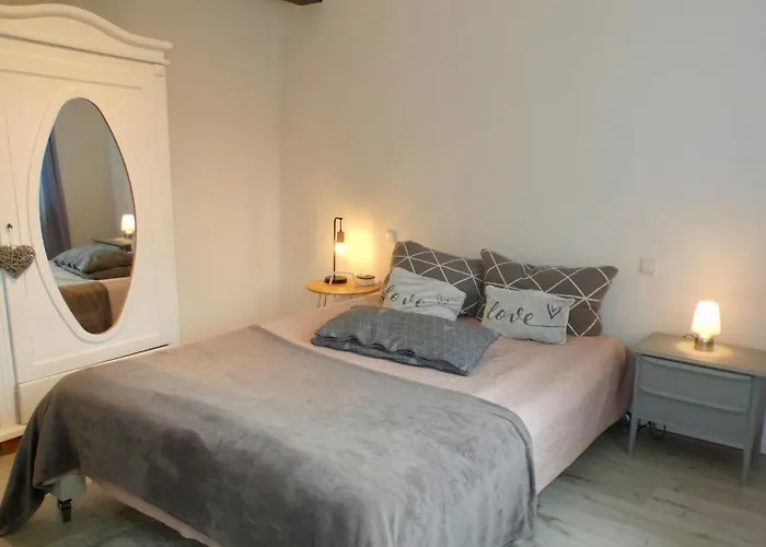 Kleine Milchbar Barrierefrei In Den Bergen Auf Dem Hof Grindelborn