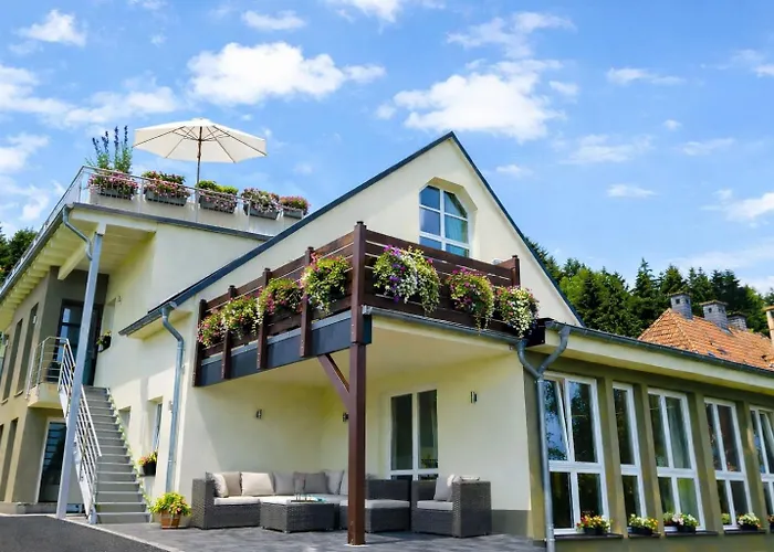 Kleine Milchbar Barrierefrei In Den Bergen Auf Dem Hof Grindelborn *