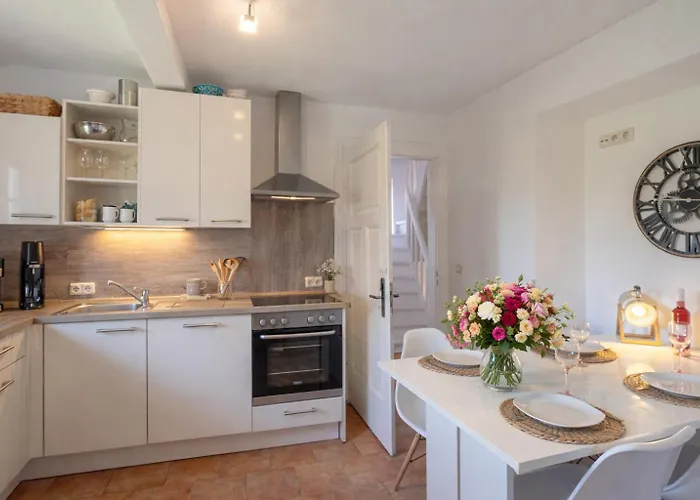 Kleine Milchbar Barrierefrei In Den Bergen Auf Dem Hof Grindelborn * Mürlenbach